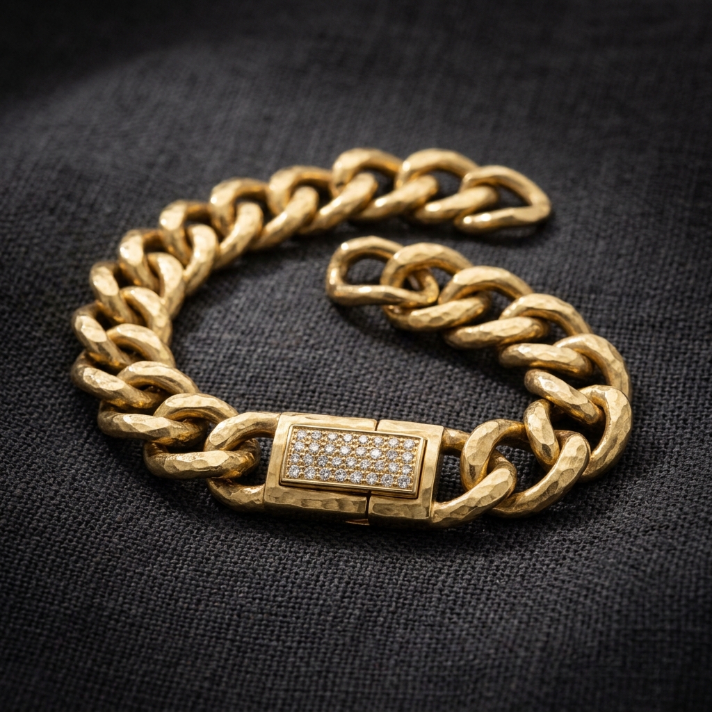 Sovereign Hammered Gold Link Bracelet